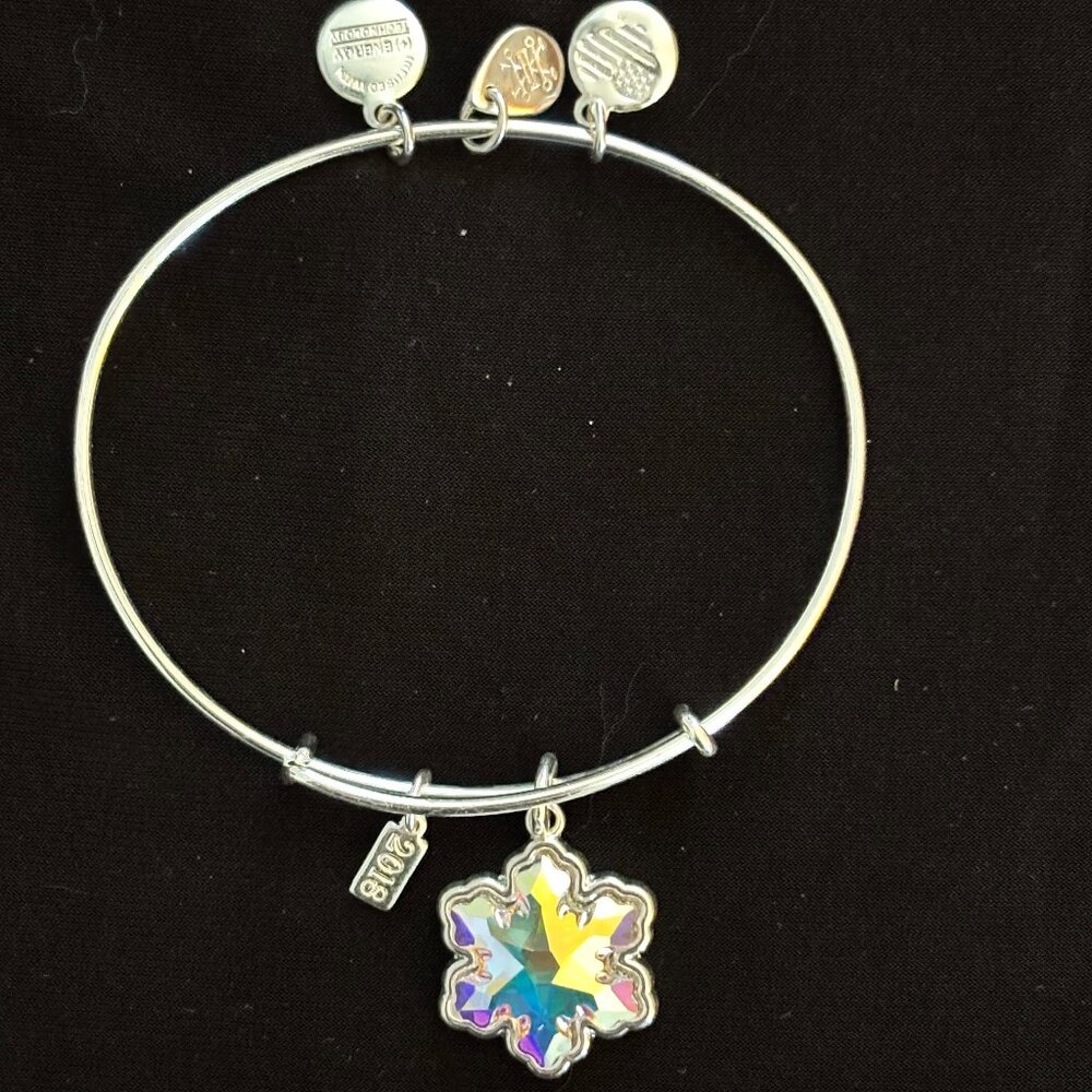 Alex and Ani 2018 aurora blaze snowflake bangle
